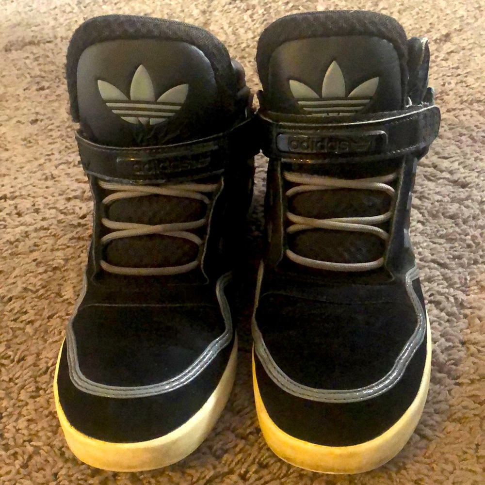 Classic Adidas Mid Hoops Black basketball 6.5 M